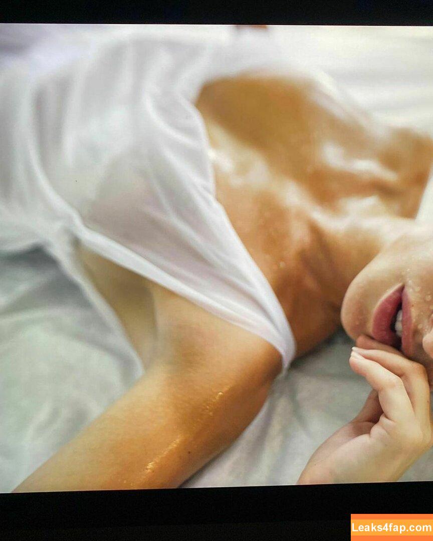 Bruna Griphao / brunagriphaoo leaked photo photo #0086
