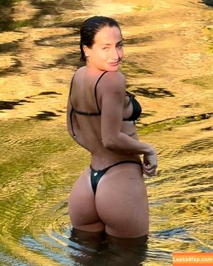 Bruna Griphao photo #0099