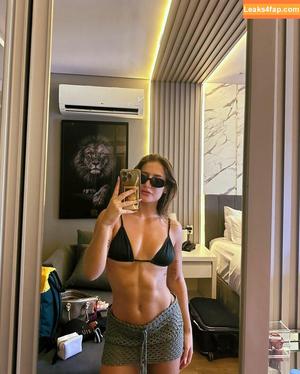 Bruna Griphao photo #0106