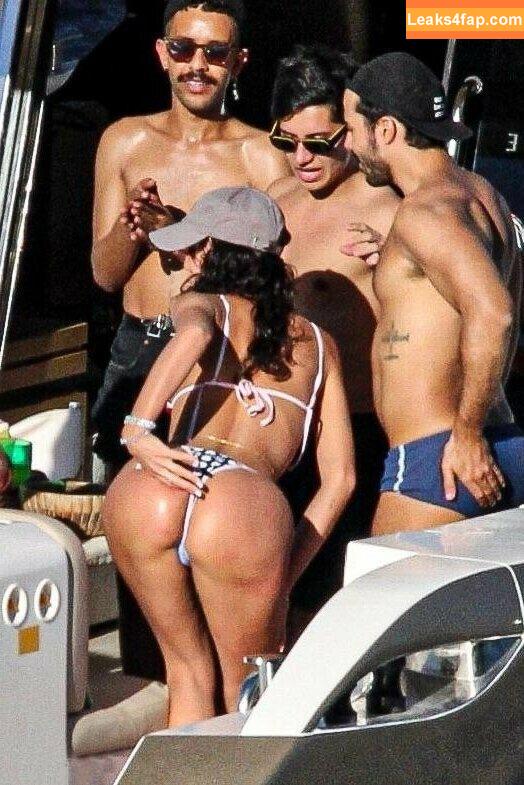 Bruna Marquezine / brumarquezine / brunamarquezine / https: leaked photo photo #0015