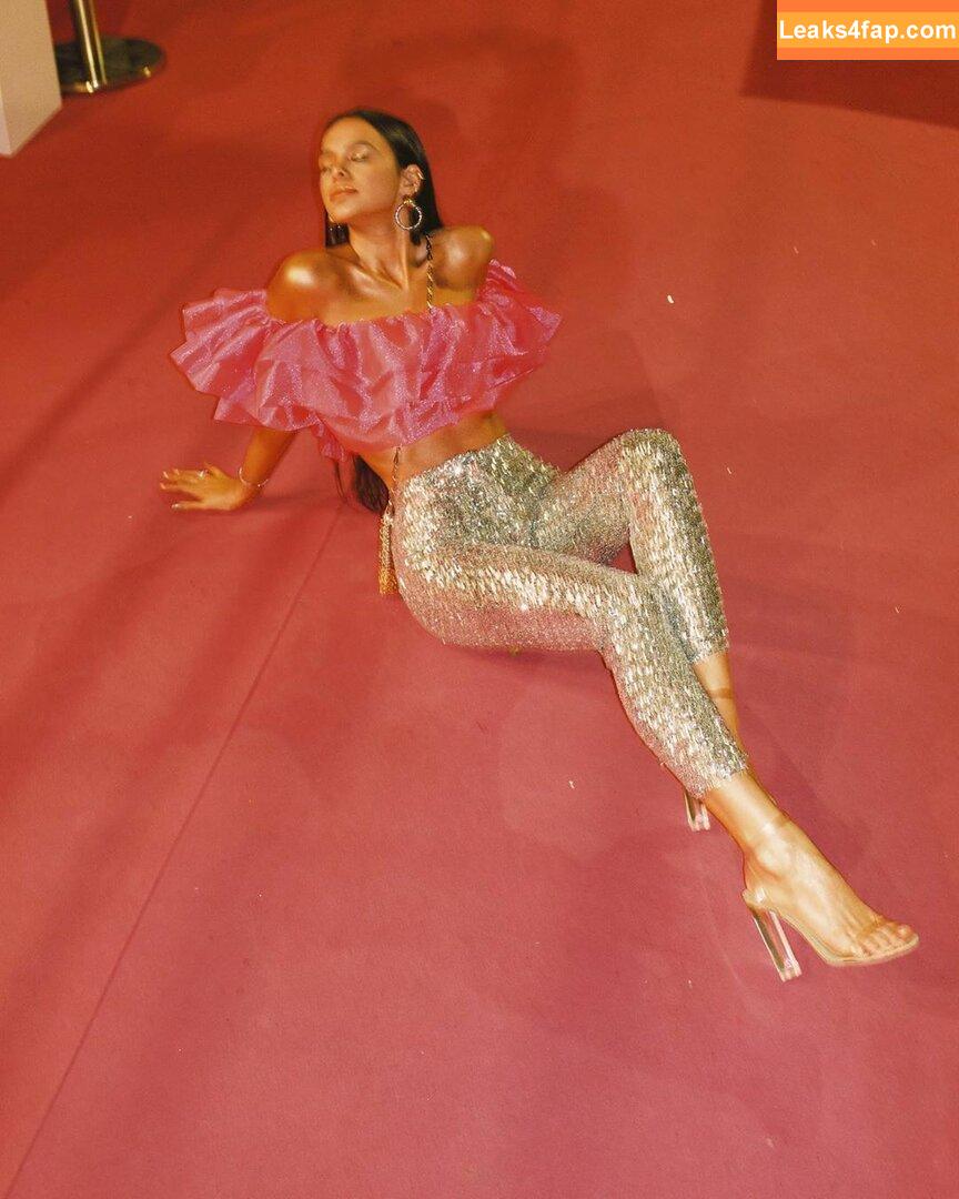 Bruna Marquezine / brumarquezine / brunamarquezine / https: leaked photo photo #0056