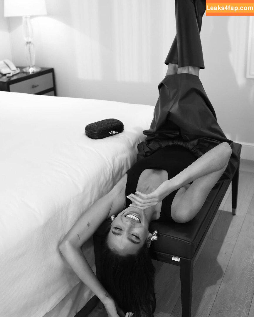 Bruna Marquezine / brumarquezine / brunamarquezine / https: слитое фото фото #0150