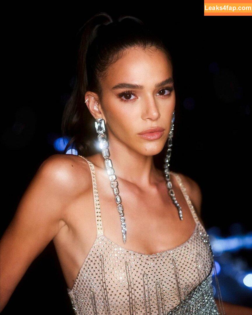 Bruna Marquezine / brumarquezine / brunamarquezine / https: слитое фото фото #0293