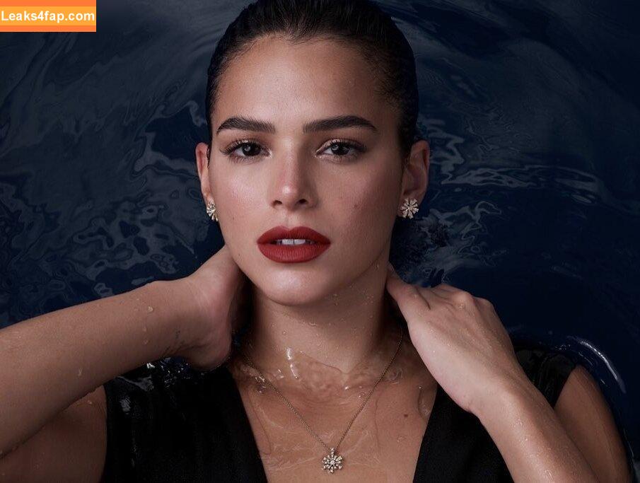 Bruna Marquezine / brumarquezine / bruna.marquezine / brunamarquezine / https: слитое фото фото #0633