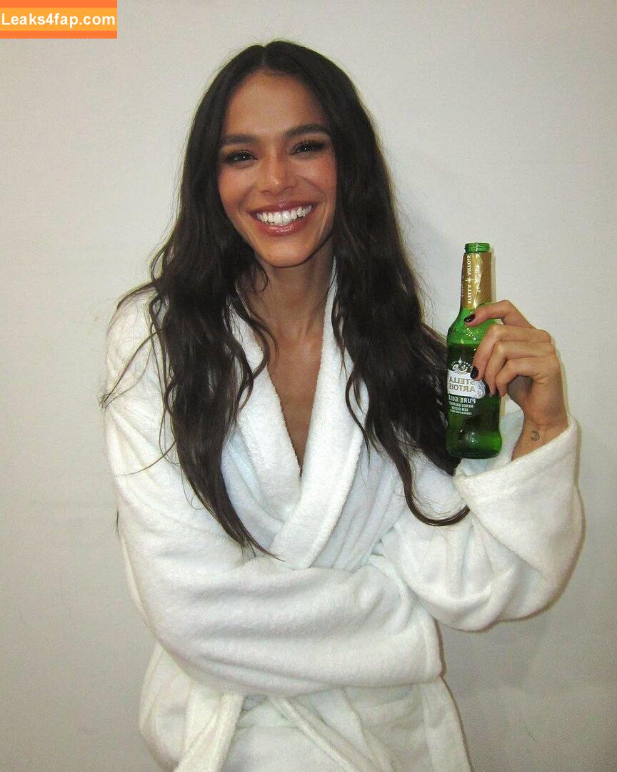 Bruna Marquezine / brumarquezine / brunamarquezine / https: слитое фото фото #0735