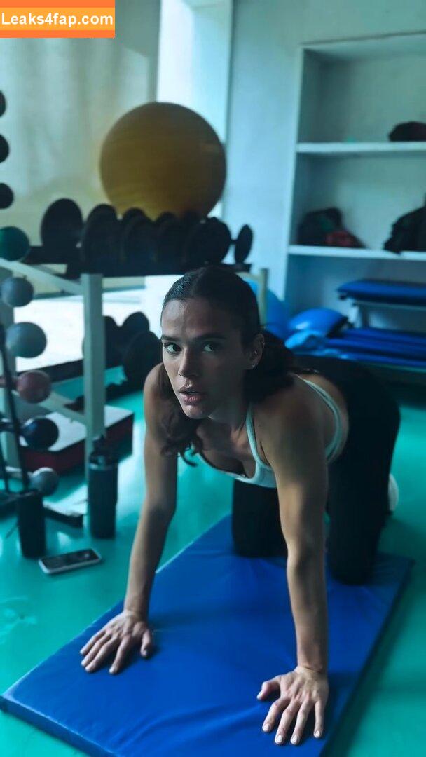 Bruna Marquezine / brumarquezine / brunamarquezine / https: слитое фото фото #0753