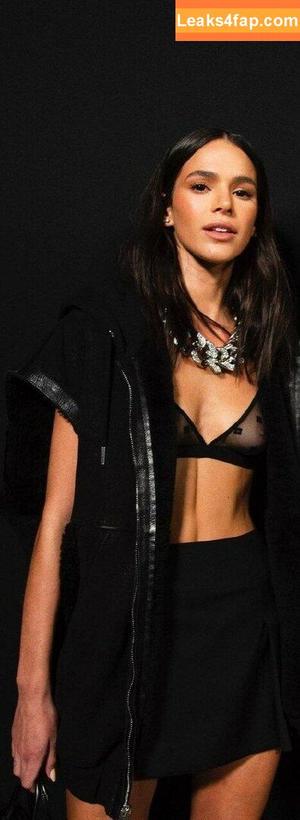 Bruna Marquezine photo #0200