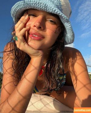 Bruna Marquezine photo #0215