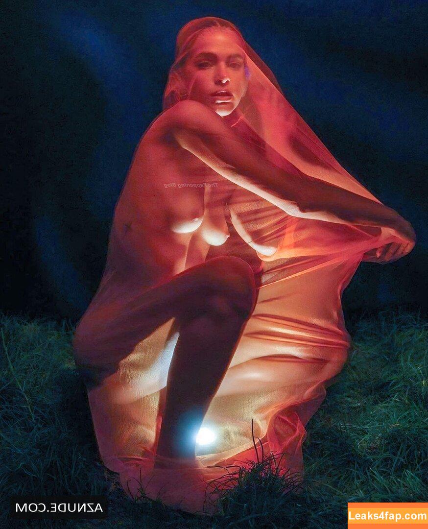 brunamarquezine /  leaked photo photo #0010