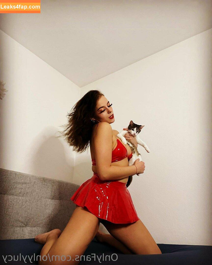 BrunetteBarbie / Lucifiamoley / luciownpussy слитое фото фото #0003