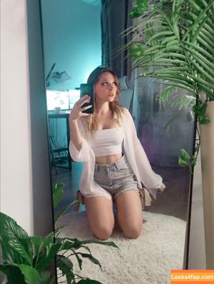 brusnic4ka photo #0009