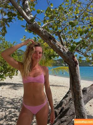 Brynn Rumfallo photo #0433