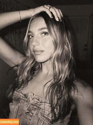 Brynn Rumfallo photo #0470