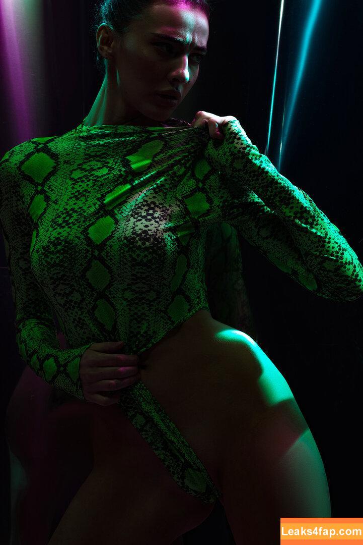 bryunetka.ann /  leaked photo photo #0081