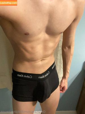 bulging_twunk photo #0003