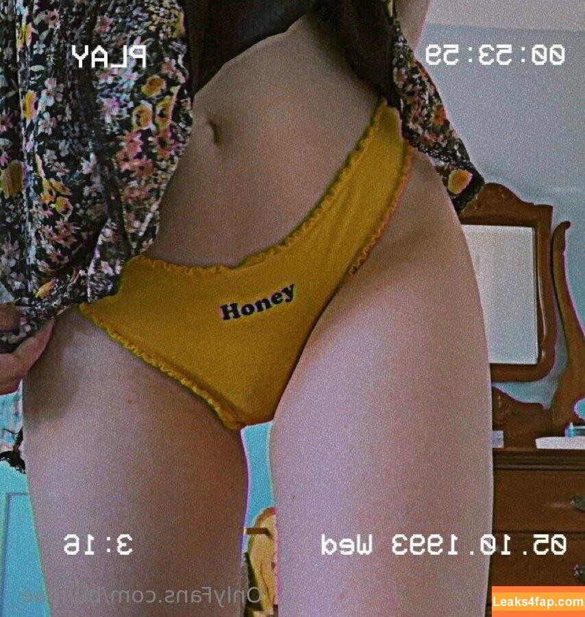 bunbae_ /  leaked photo photo #0065