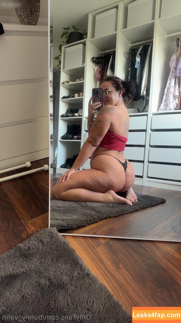 Bunny_Vann /  leaked photo photo #0030