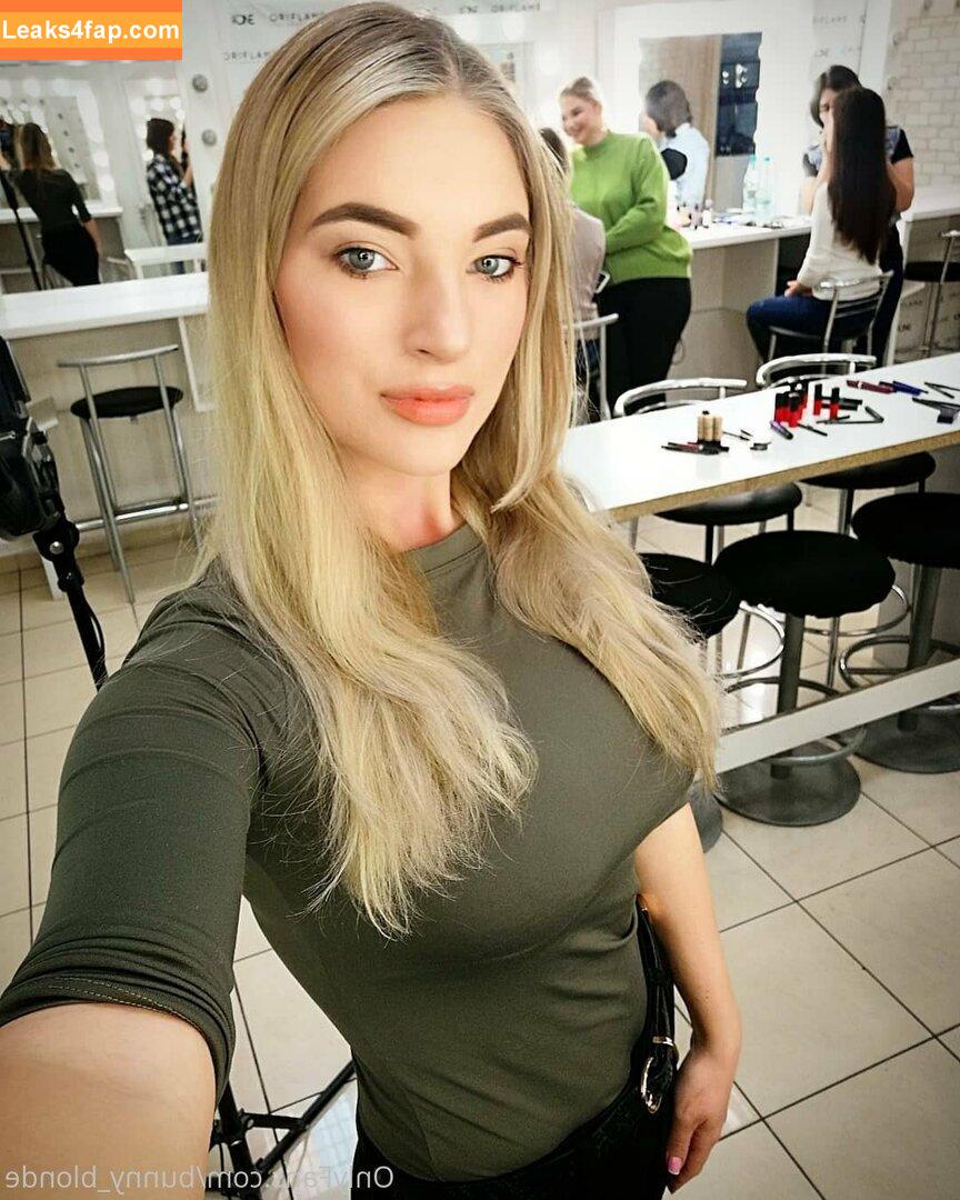 bunnyblondee / blondee.bunny leaked photo photo #0026