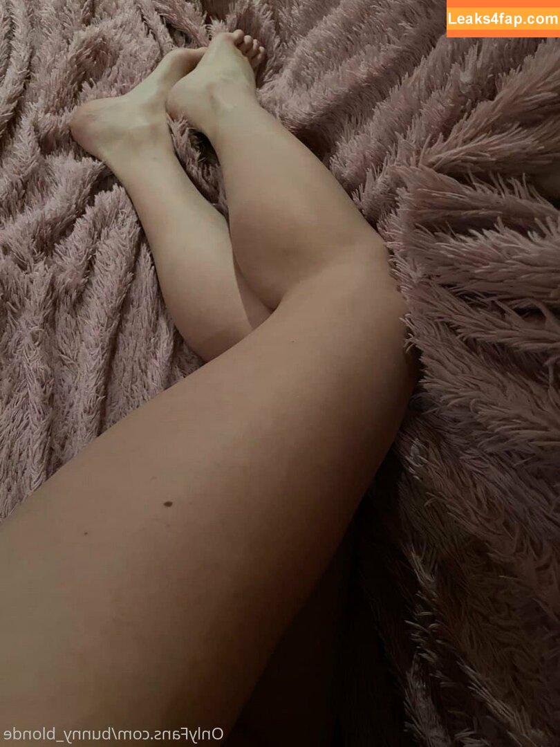 bunnyblondee / blondee.bunny leaked photo photo #0028