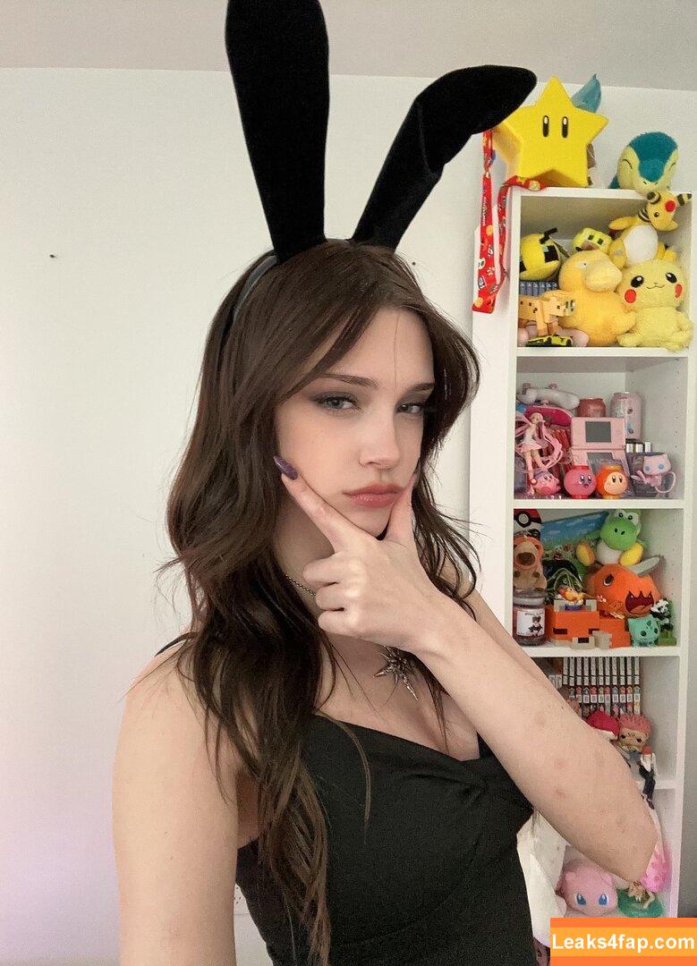 BunnyGirlBree / BreesKnees / breebunny leaked photo photo #0535