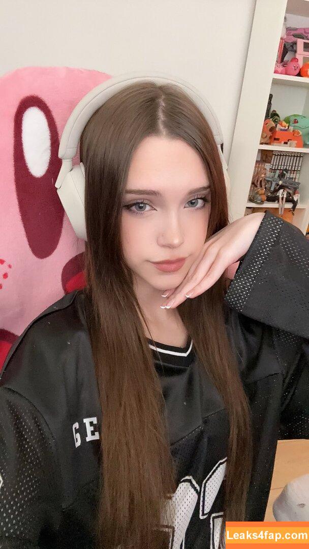 BunnyGirlBree / BreesKnees / breebunny leaked photo photo #0540