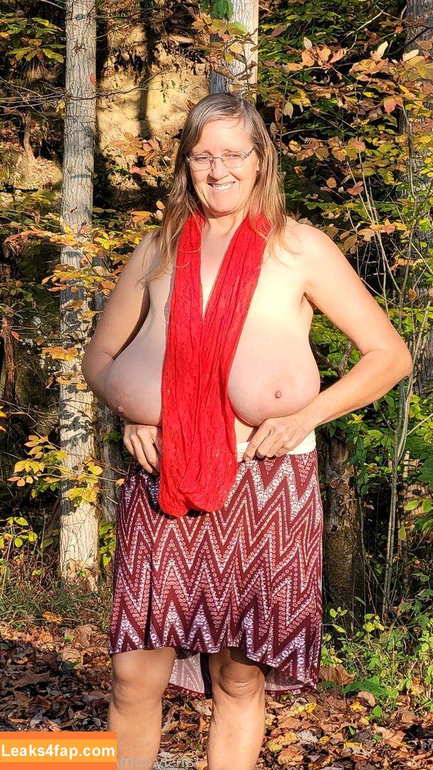 Busty Petra / Holisticsensual leaked photo photo #0007