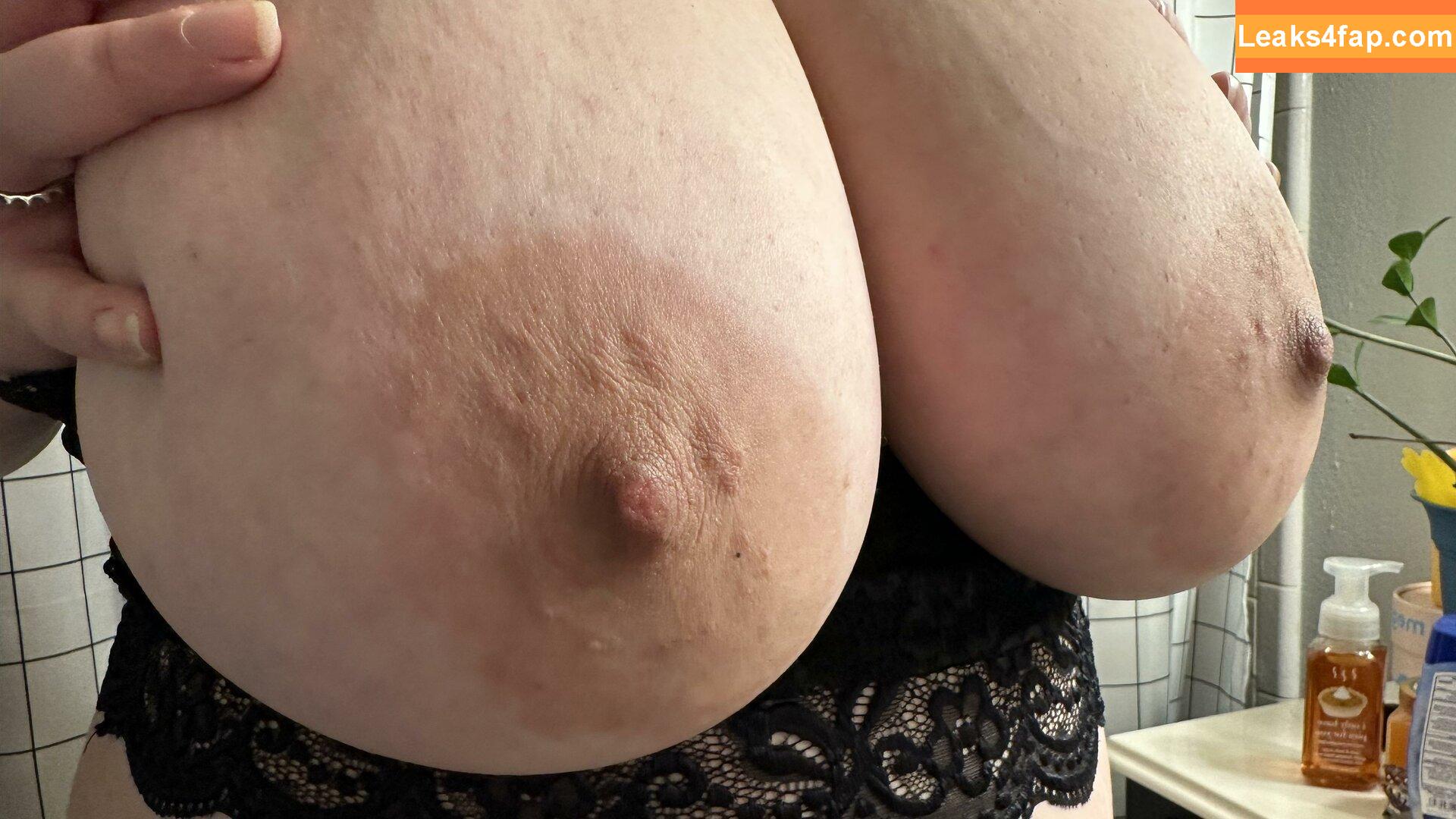 Busty Von Tease / busty_von_tease leaked photo photo #0218