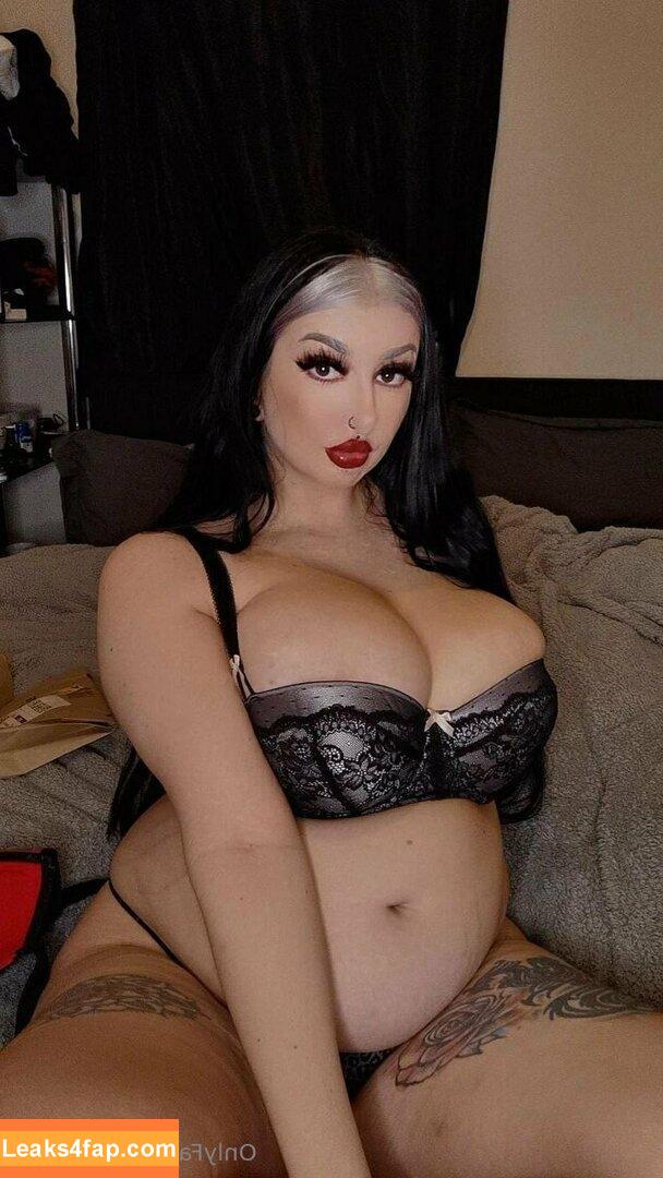 bustyaltgirl / busty_barbie leaked photo photo #0045