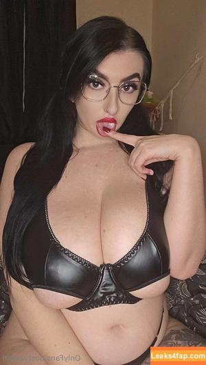 bustyaltgirl photo #0177