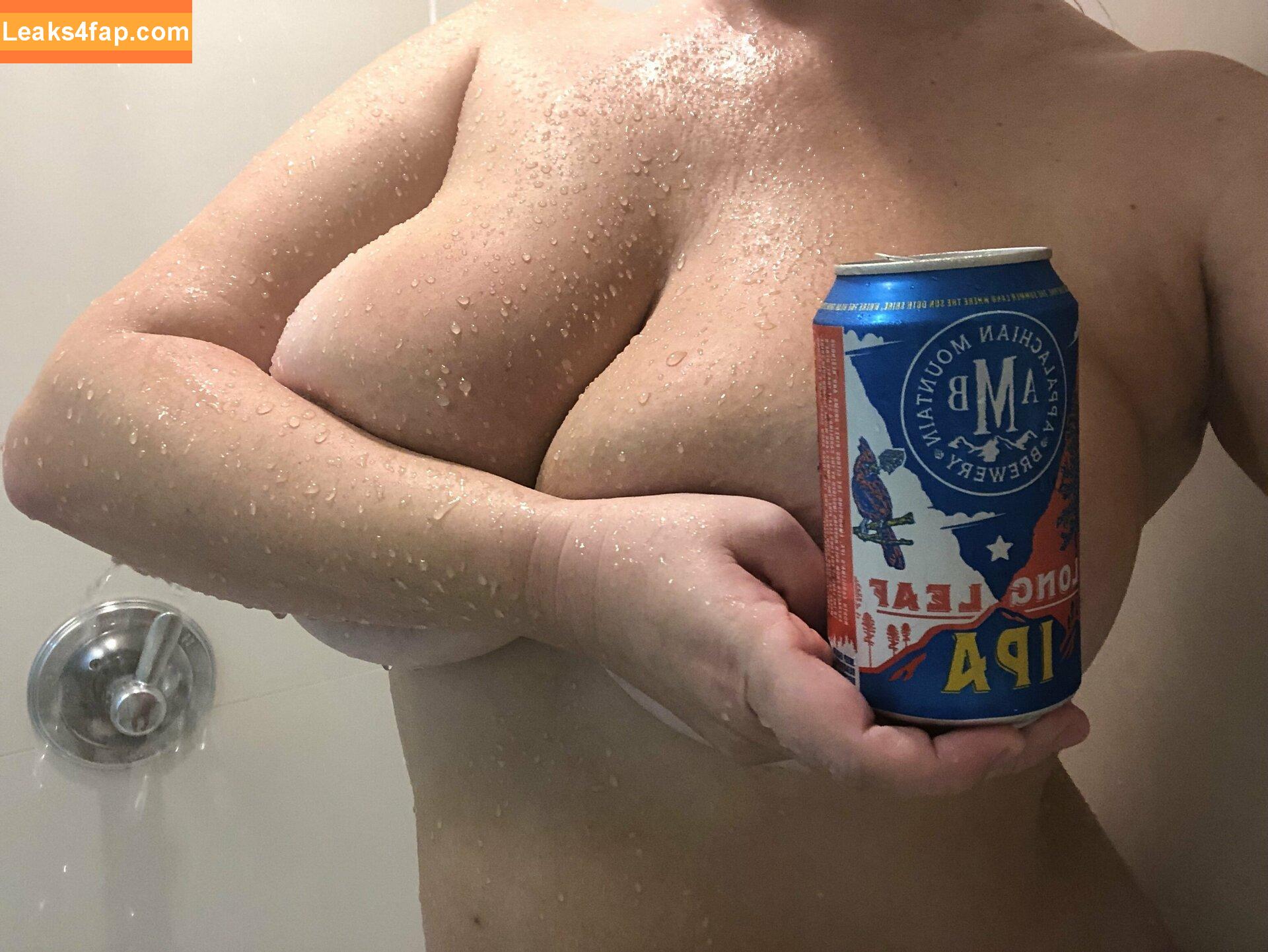 bustybeerbabe /  leaked photo photo #0144