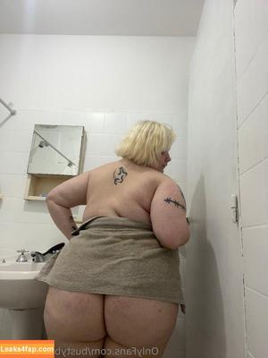 bustyblondibabby photo #0061