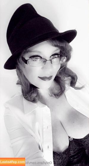 bustygeek11free photo #0038