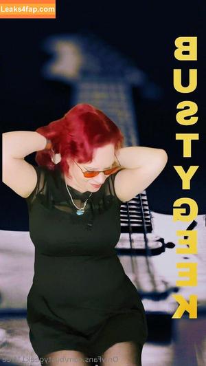 bustygeek11free photo #0044
