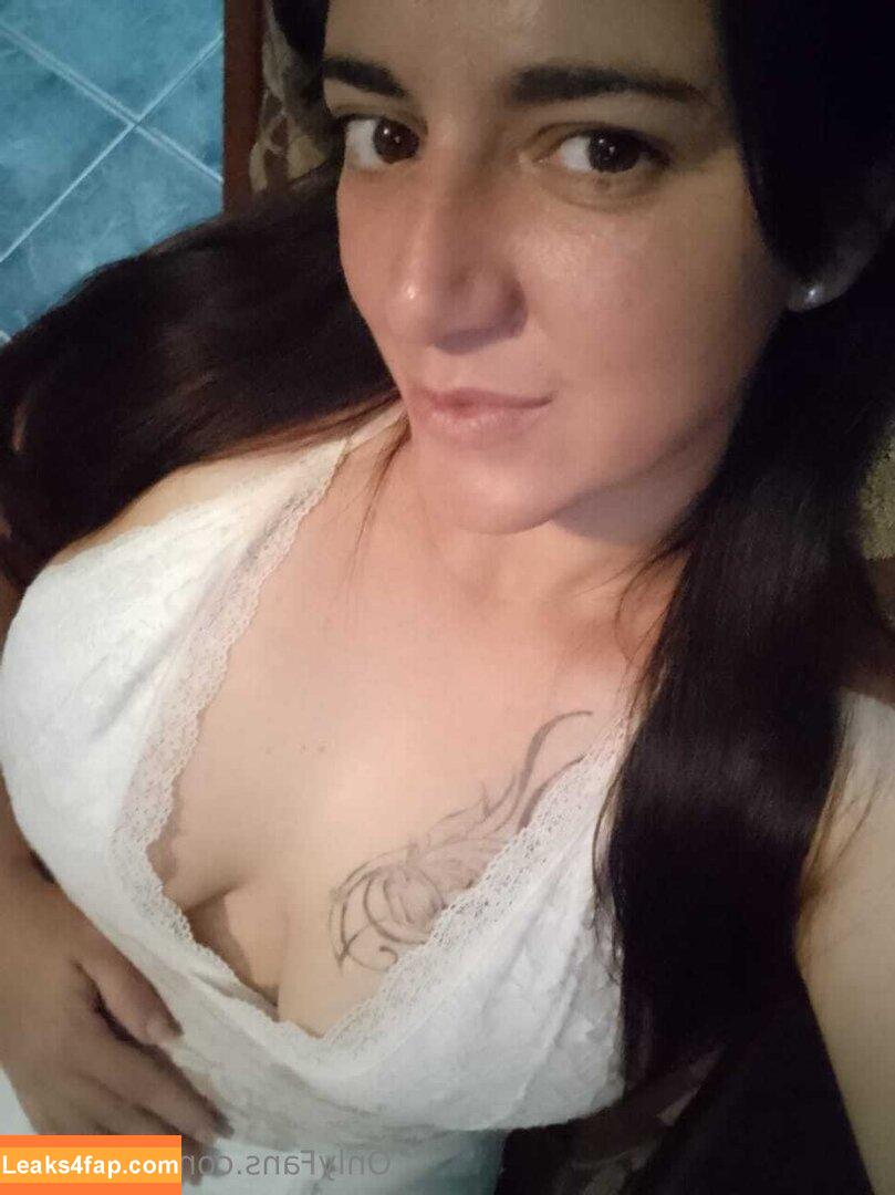 bustylatina123 / bustylatinas leaked photo photo #0003