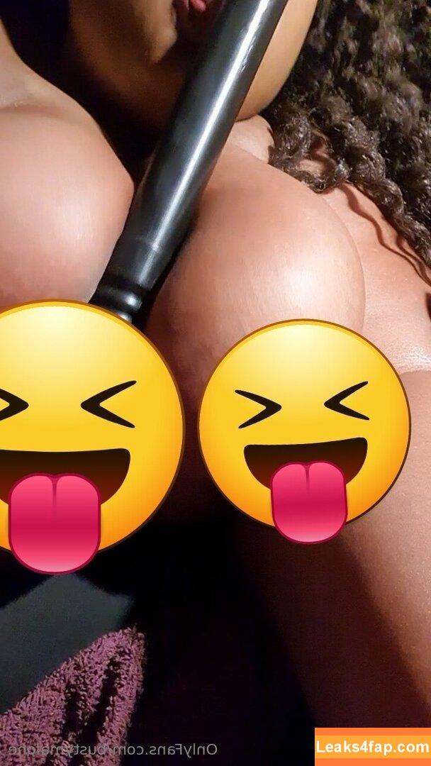 Bustymalone / Bustymalone69 / busty_malone_ leaked photo photo #0071