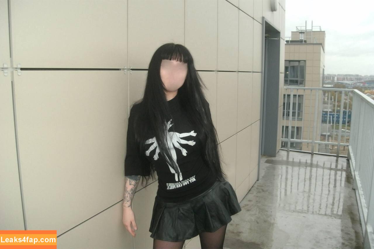 bustynosferatu / busty nosferatu / lolyacarson leaked photo photo #0009