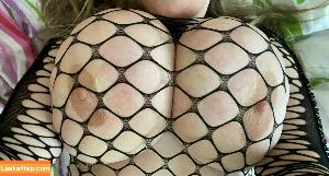 bustyqueen32m photo #0010