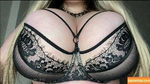bustyqueen32m photo #0029
