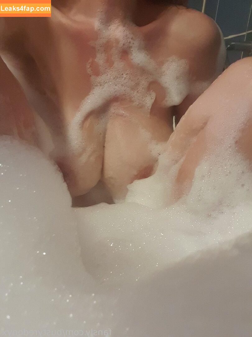 bustyredonyx /  leaked photo photo #0010