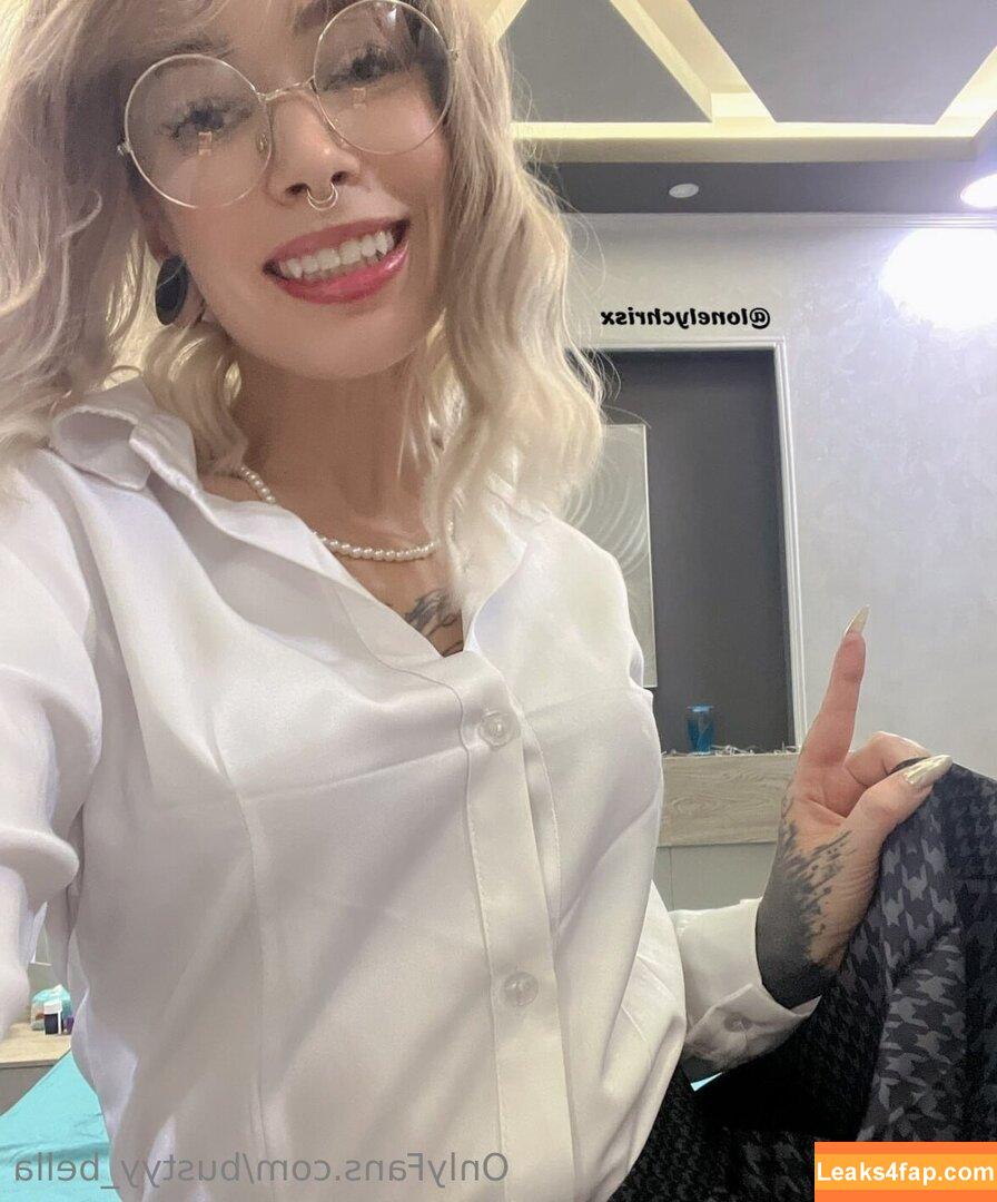 bustyy_bella / busty_bella_ leaked photo photo #0001