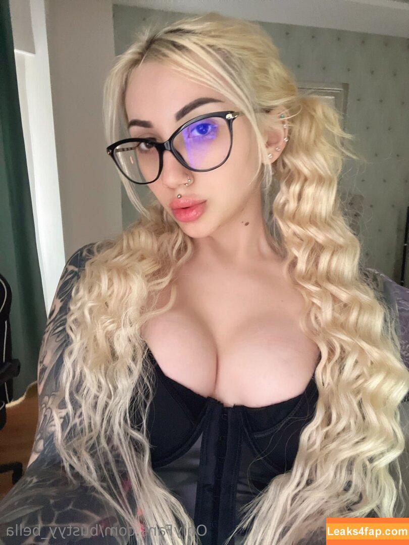 bustyy_bella / busty_bella_ leaked photo photo #0025