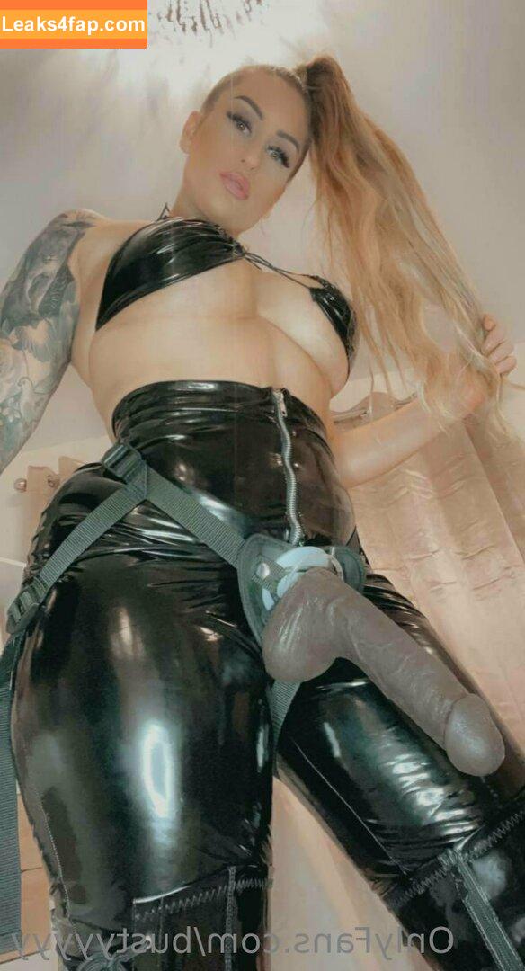bustyyyyy /  leaked photo photo #0005