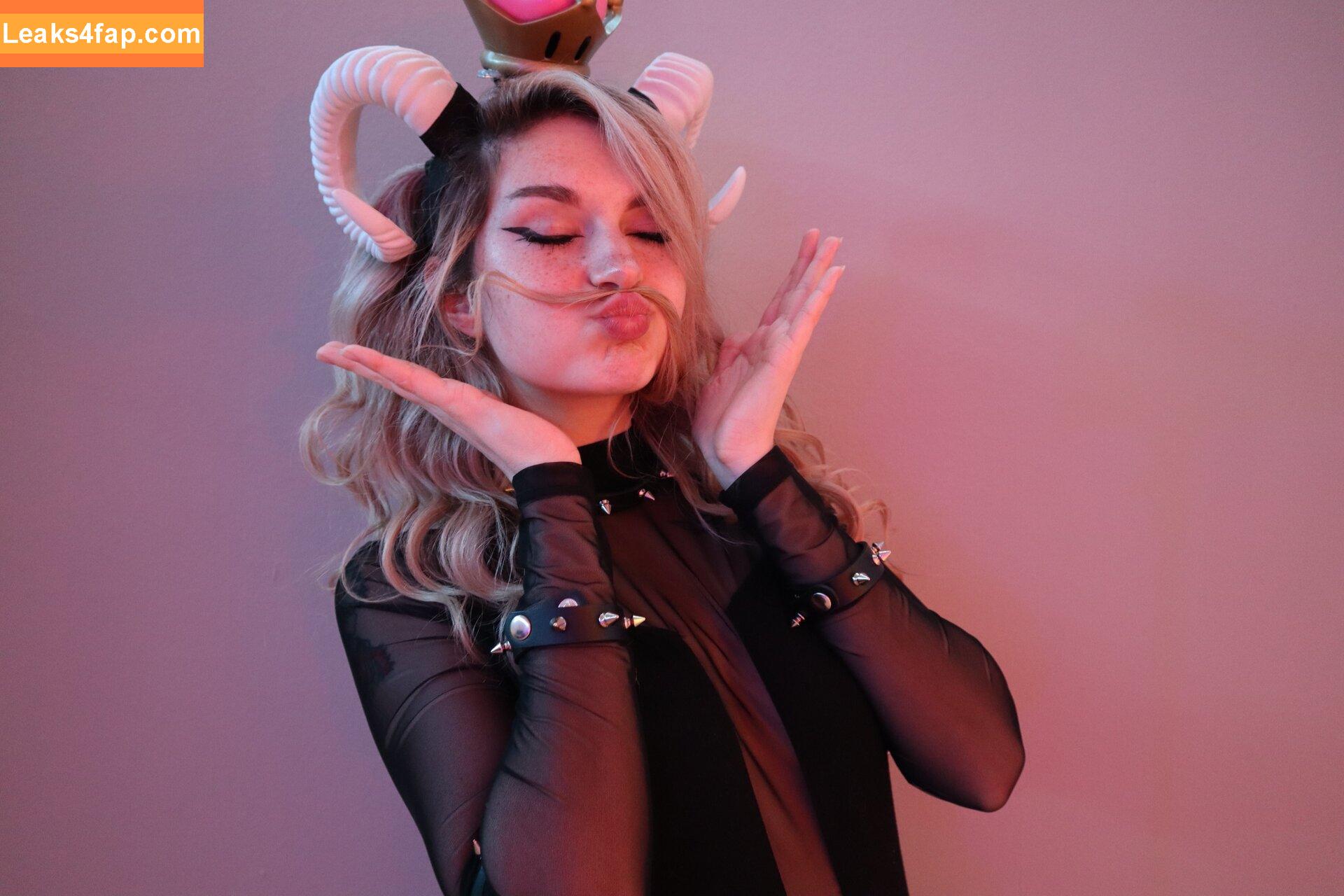 Busy B ASMR / busybasmr leaked photo photo #0062