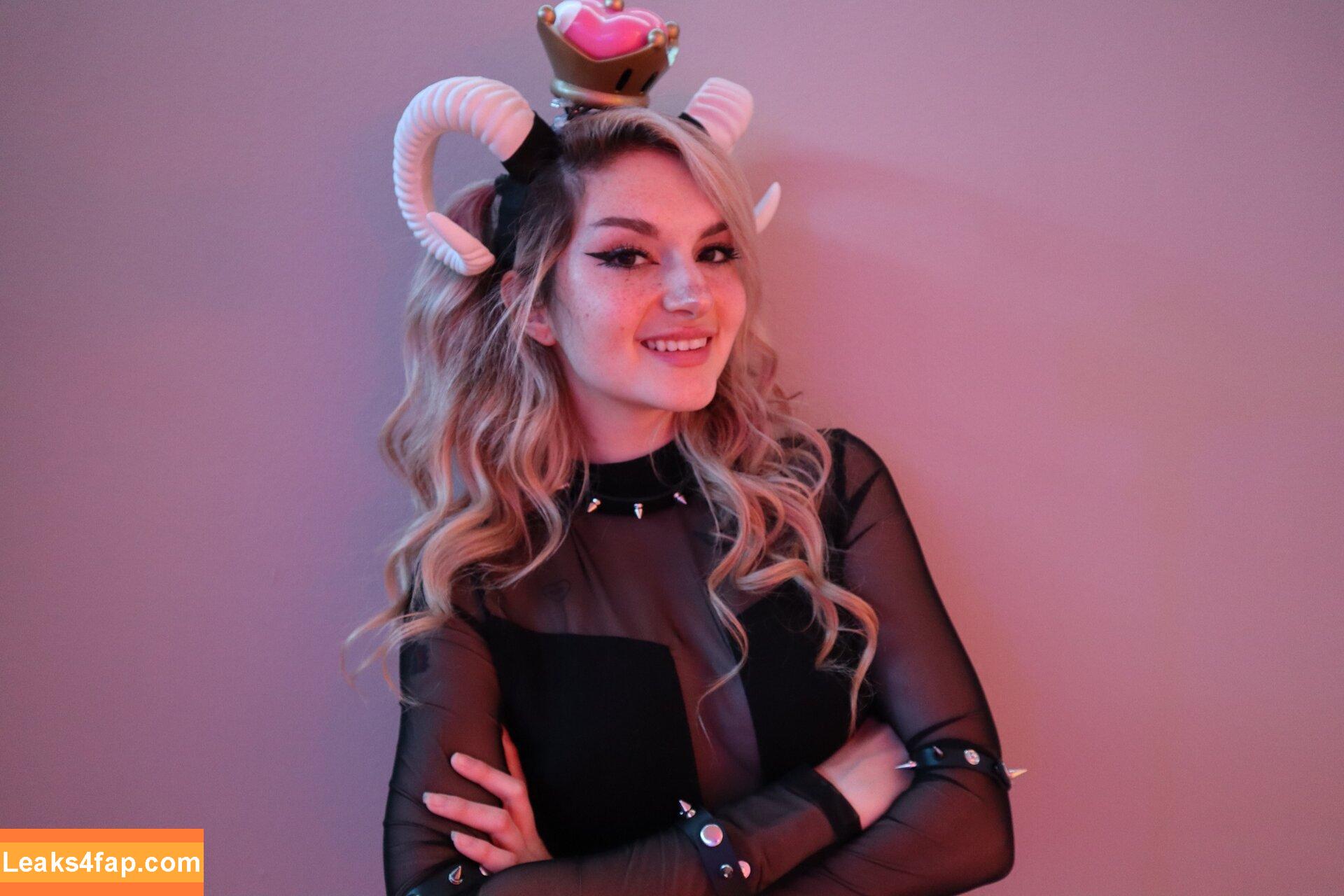 Busy B ASMR / busybasmr leaked photo photo #0068