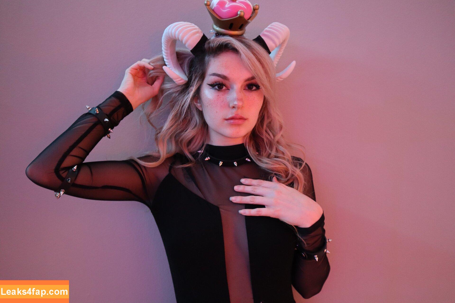 Busy B ASMR / busybasmr leaked photo photo #0081