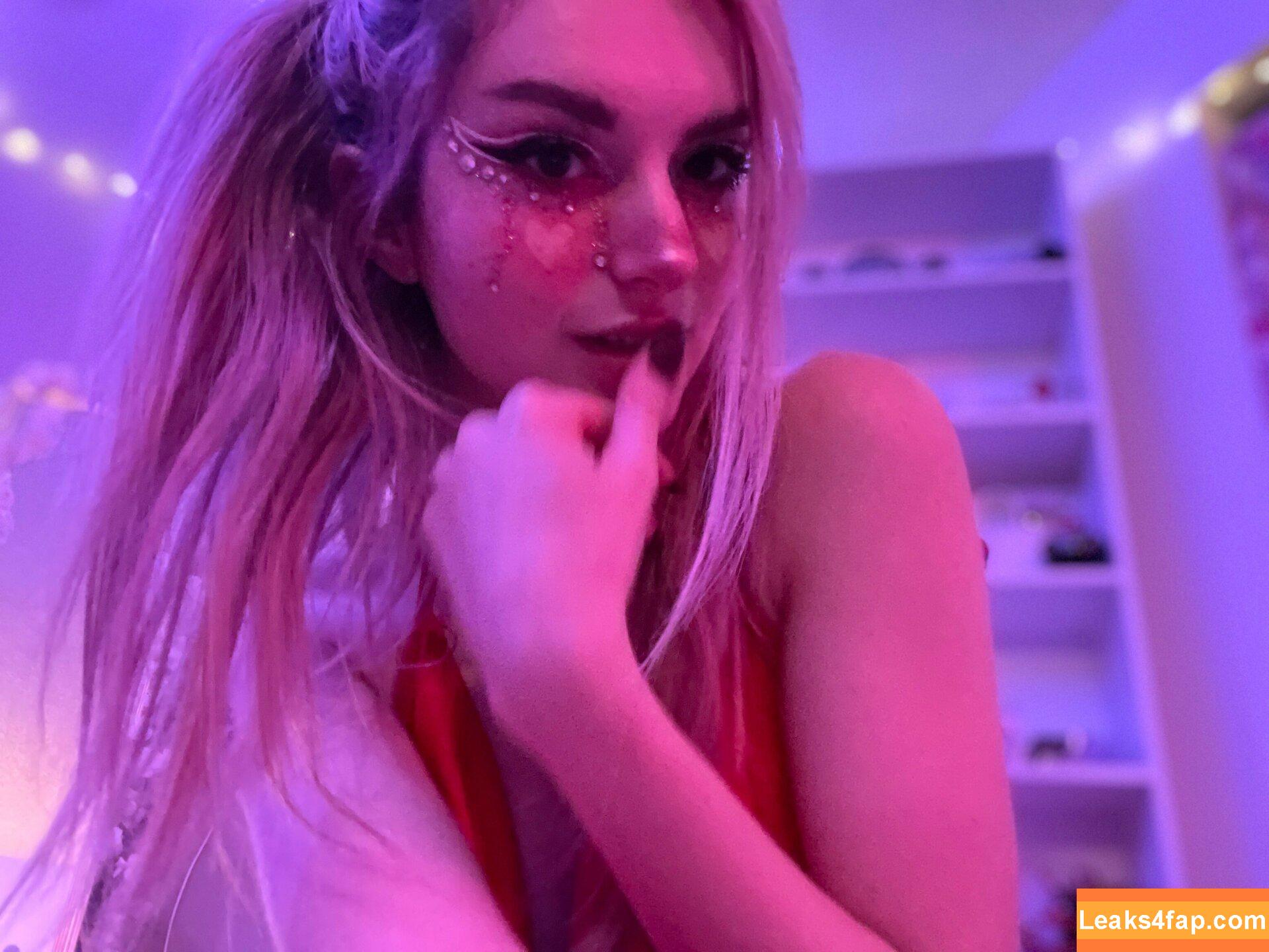 Busy B ASMR / busybasmr leaked photo photo #0099