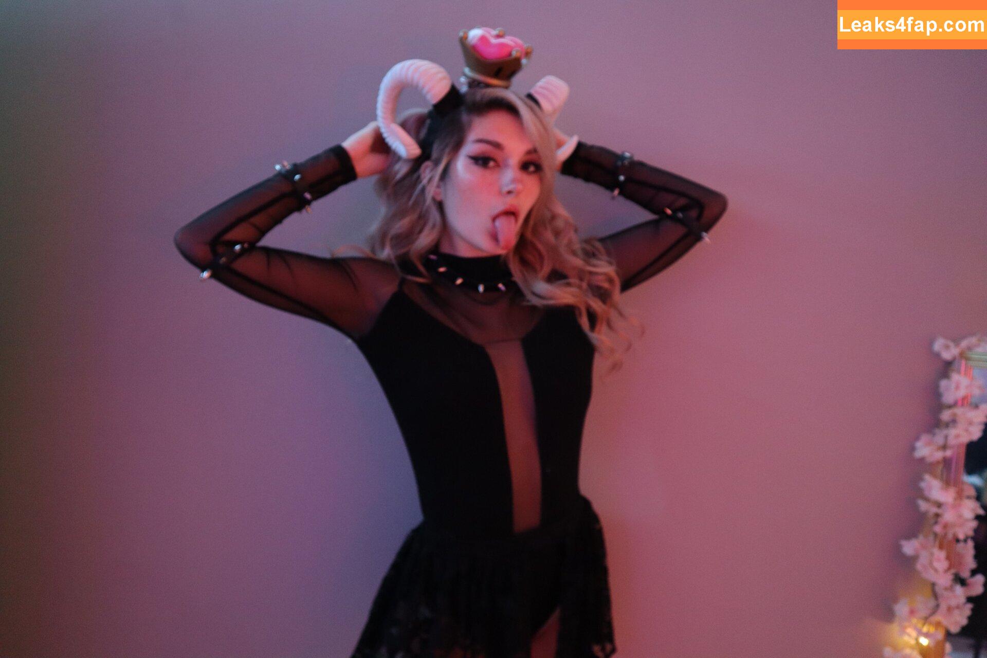 Busy B ASMR / busybasmr leaked photo photo #0100