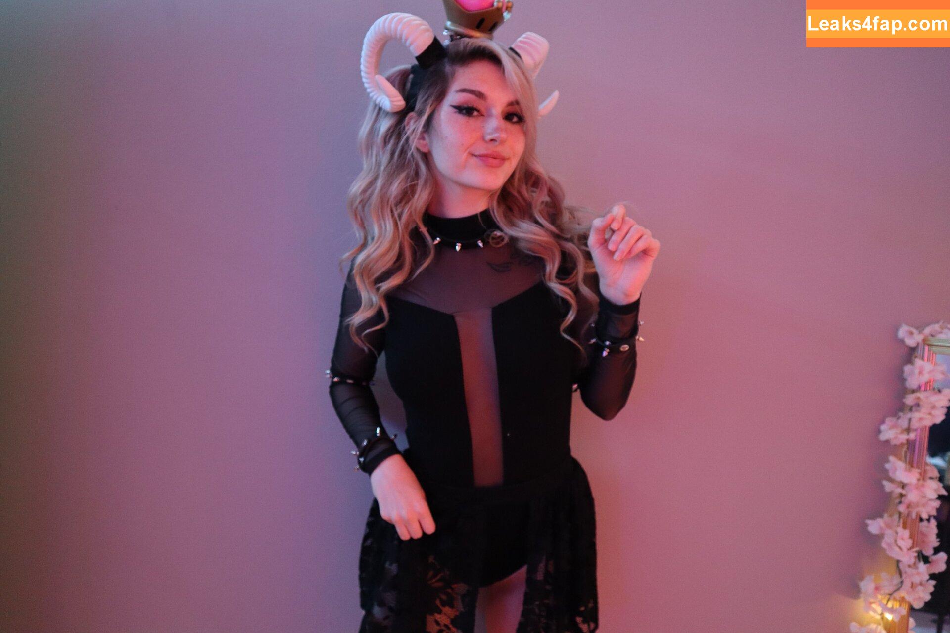 Busy B ASMR / busybasmr leaked photo photo #0101