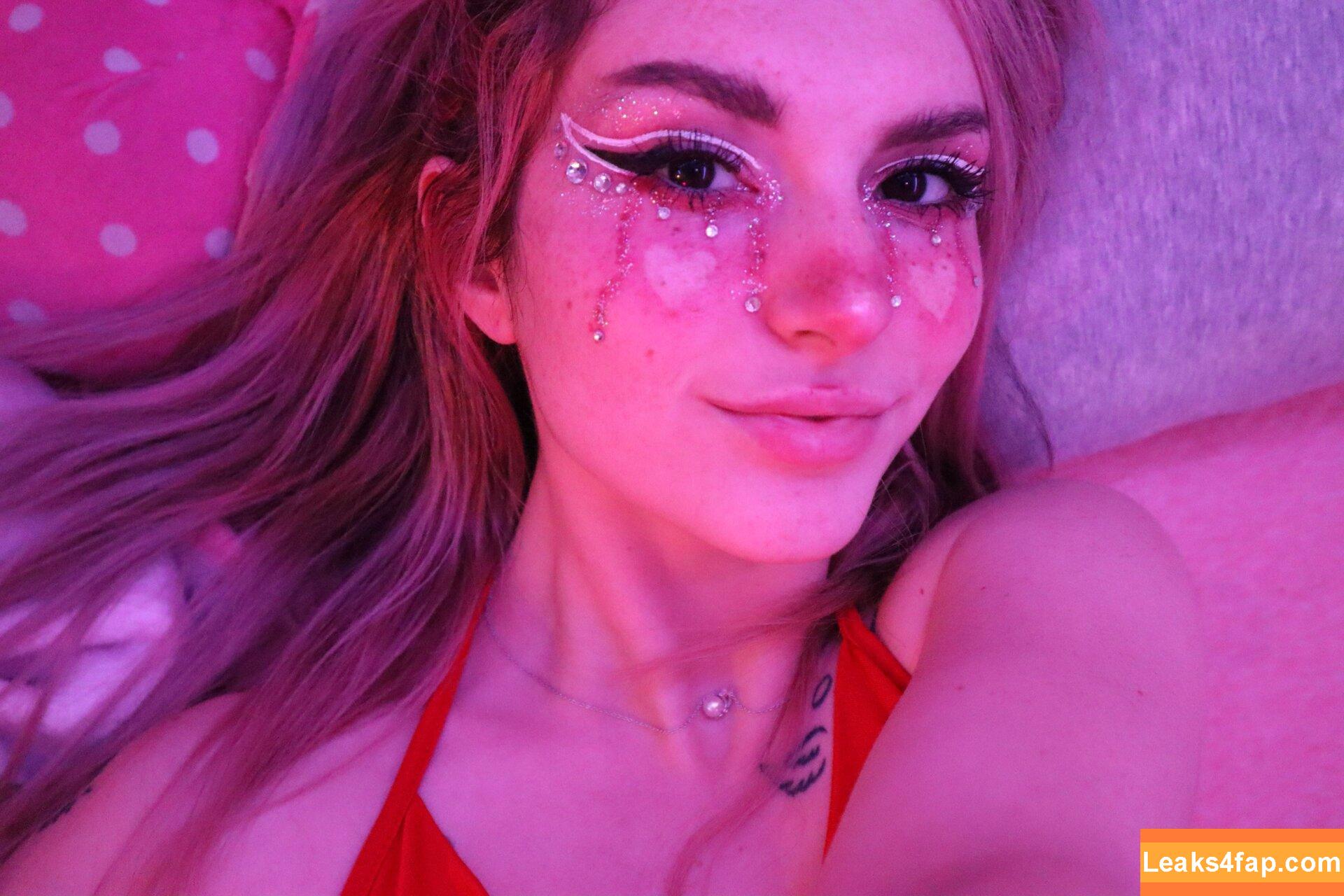 Busy B ASMR / busybasmr leaked photo photo #0115