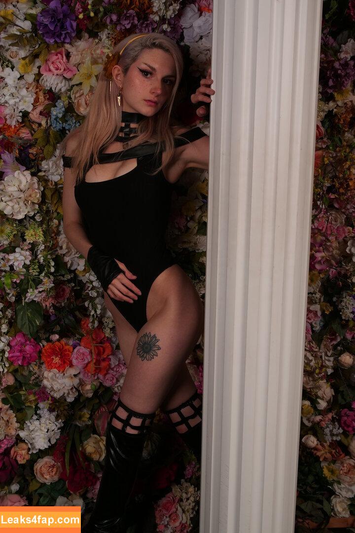 Busy B ASMR / busybasmr leaked photo photo #0269